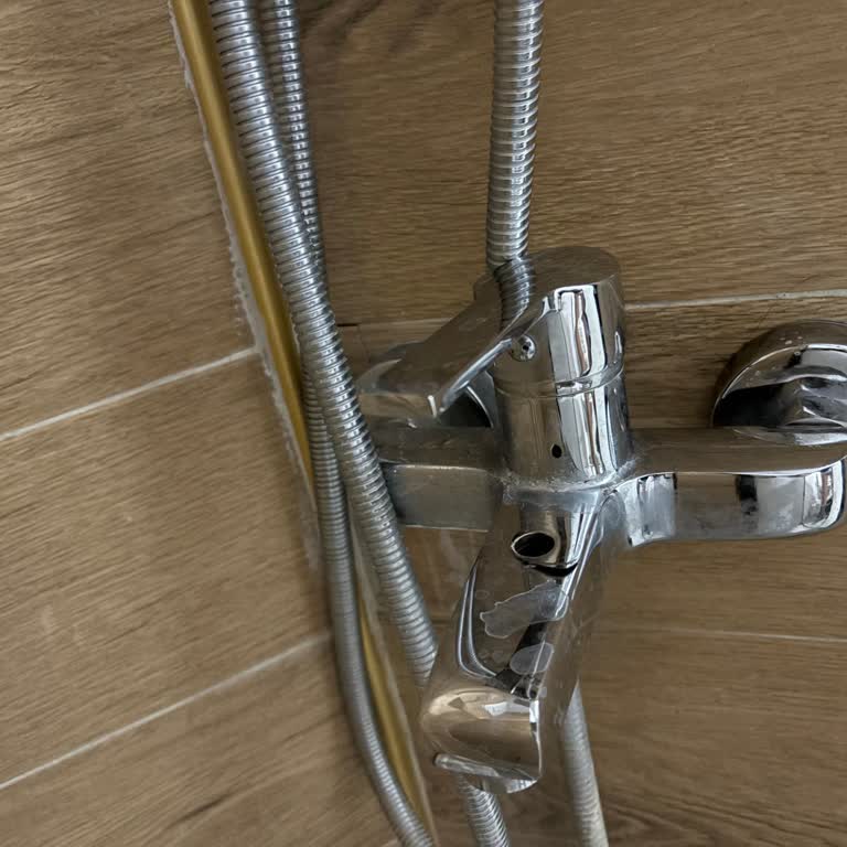 İtimat Banyo Bataryası Arızalı Ve Yedek Parça Bulunamıyor