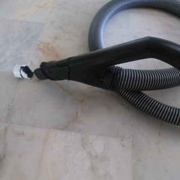 Miele Süpürge Tutma Kolu Kırıldı, Ücretsiz Onarım Talebi
