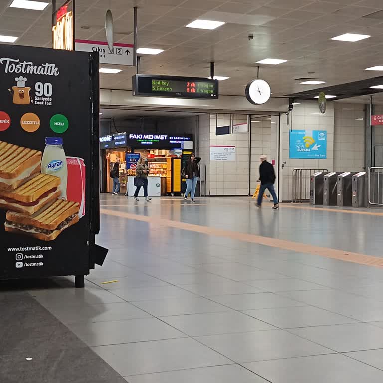 Kozyatağı Metro Şubesinde Çay Yok Deyişi Ve Kaba Çalışan Tavırları