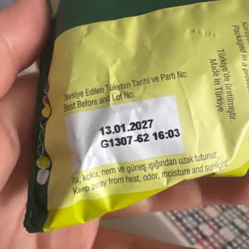 Yanık Kokulu Ülker Altınbaşak Yoğurt Aromalı Cipsi Hamile Kadında Sağlık Endişesi Yarattı