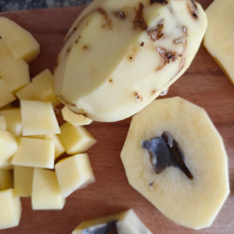 Tıkla Gel Al Siparişinde Çürük Ve Hastalıklı Sebzeler Teslim Edildi