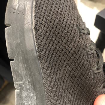 Skechers Ayakkabısında Kısa Sürede Yıpranma Ve Ücretsiz Değişim Talebi
