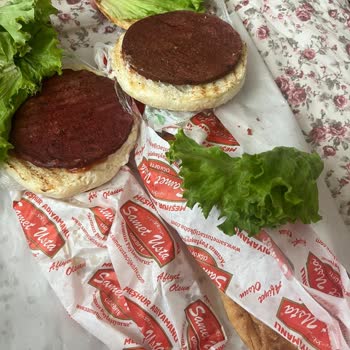 Yanlış Gönderilen Ve Kokmuş Hamburger İçin İade Reddi