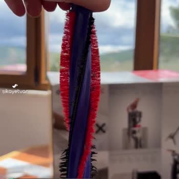 Dyson Cinetic Halı Başlığımın Tüyleri Birkaç Kullanımda Döküldü