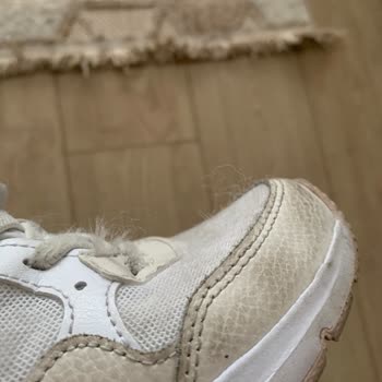 Nike Air Max SC Ayakkabısında Kısa Sürede Tüylenme Ve Deformasyon