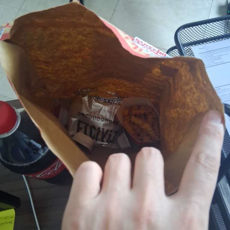 Arby's Markantalya Şubesinde Tekrarlayan Eksik Sipariş Ve Geciken İade