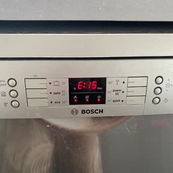 Bosch Bulaşık Makinesinde Tekrarlayan E15 Hatası Ve Kapanmama Sorunu