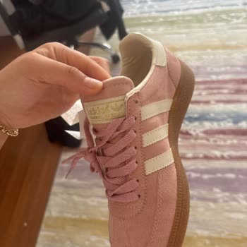 İlanı Yanıltan Ve Defolu Adidas Ayakkabı İçin İade Talebim Reddedildi