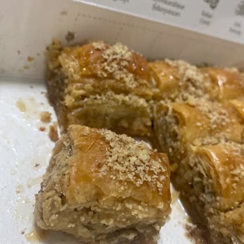 Seyidoğlu Baklavasında Saç Bulunması Hijyen İhlali