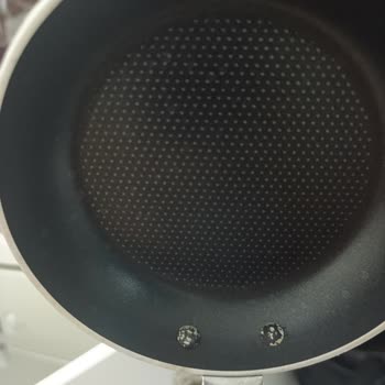 Tefal Pans Covered in Scratches After Less Than Four Months