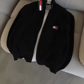 Vellar Wear'den Yanıltıcı Ürün Gönderimi Ve Cevapsız İletişim