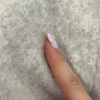 Kalitesiz Manikür, Kırılan Tırnak Ve Saygısız İşletme Cevabı
