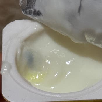 A101 Markette Satılan Danino Muzlu Ürünün Tarihi Geçmiş Ve Küflü Olması