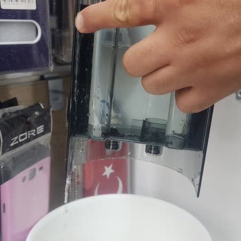 De'Longhi 685M Su Deposu Arızalı, Değişim Sözünün Yerine Getirilmemesi
