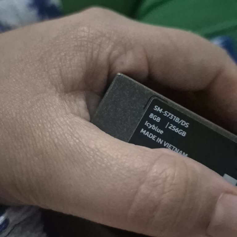 Samsung Galaxy S25 FE Freezing and Overheating Since Day One