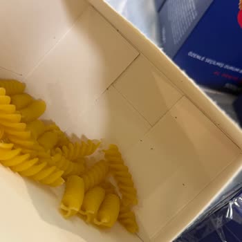 Barilla Makarna Paketlerinde Böcek Sorunu Gıda Güvenliğini Tehdit Ediyor