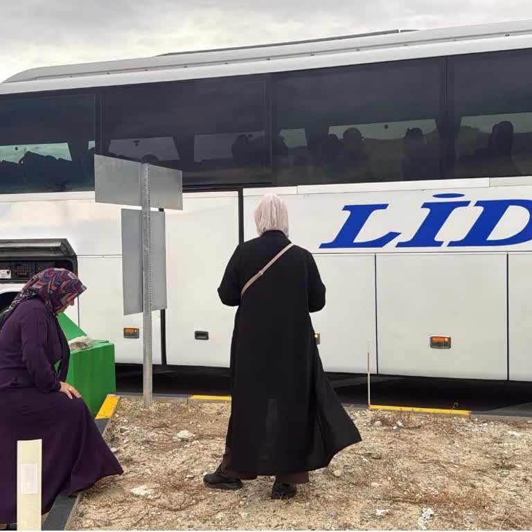 Yolda Bozulan Otobüste Uzun Bekleme Ve Konforsuz Servis Nedeniyle Tam İade Talebi