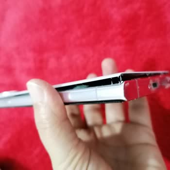 Samsung S23 Ultra’da Batarya Şişmesi Ve Hızlı Deşarj