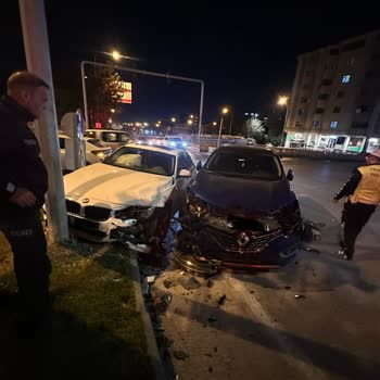 Airbagların Çarpışmada Açılmaması Araç Güvenliğine Şüphe Bıraktı