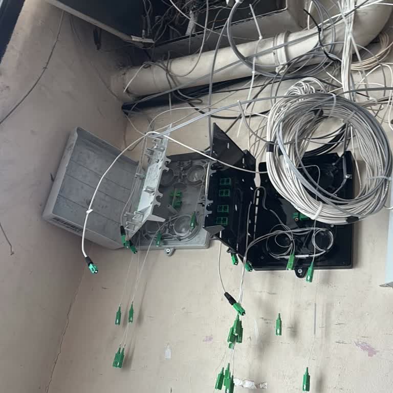 TurkNet'te Sürekli Kesintiler Ve Kablo Sökülmesi Sonrası Internet Yokluğu