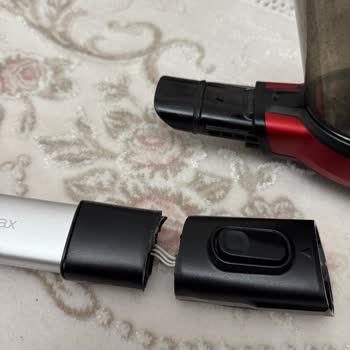 Philips SpeedPro Max Süpürge Boru Bağlantısındaki Kırılma Ve Ücretsiz Değişim Talebi