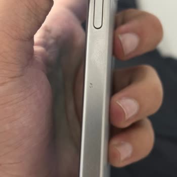 Trendyol’da Yanıltıcı İphone 15 Pro Satışı: Değiştirilmiş Ekran Ve Pil, Tam İade Talebi
