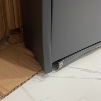 BİM'de Hasarlı Ayakkabılık, Fişsiz Değişim Reddi