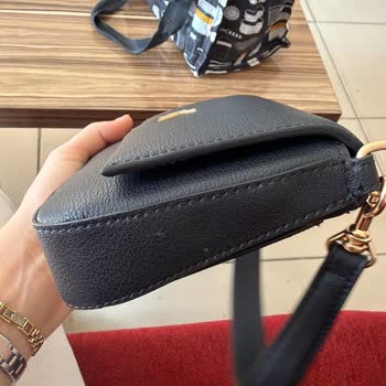 Calvin Klein Çantada Üretim Hatası Ve Çözüm Bulunamaması