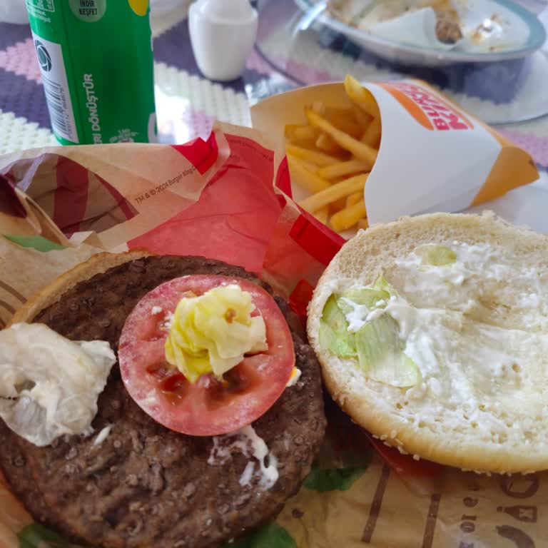 Yanlış Ürün Ve Eksik Boyut, Double Whopper Gönderimi Ve İlgisiz Müşteri Desteği