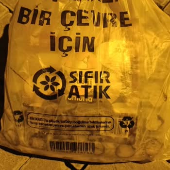 Şok Market Tatvan Şubesinde Bozuk Yumurtalar Sağlık Korkusuna Neden Oldu