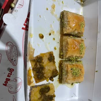 Trendyol GO’da Baklava Siparişinde Eksik Gramaj Ve Bayatlık, İade Reddi