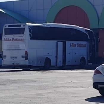 Lüks Batman Otobüsünde Şoförün Saygısız Tutumu, Temizlik Sorunu Ve Uzun Mola Süreleri