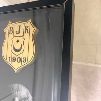 Hasarlı Tablo Teslimatı Ve İletişimsizlik Nedeniyle Değişim Talebi