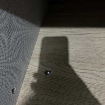Teslim Edilen Mobilyada Renk Farkı Ve Ayıplı Parçalarla Mağdur Oldum