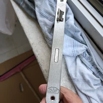 Koçtaş'tan Gelen Kapıların Eksik Kırık Ve Hatalı Parçalarla Gelmesi Paketsiz Ve İlgisiz Hizmet