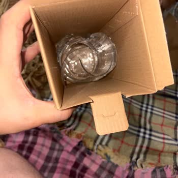 Kırık Cam Karaf Takımı İçin Hızlı Değişim Veya İade Talebi