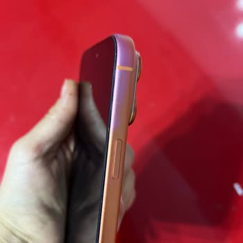 IPhone 17 Pro Max Renk Değişimi Garanti Kapsamı Dışında Kullanıcı Hatası Olarak Sınıflandırıldı