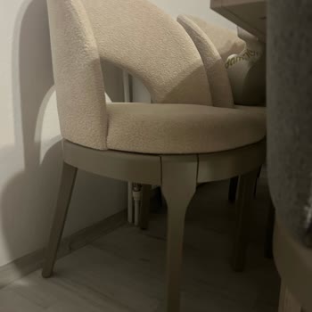 Koltuk Ve Sandalye Ayaklarındaki Kalitesiz İşçilik Ve Dayanıksız Malzeme