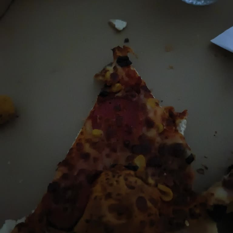 Eksik Ve Soğuk Sipariş: Pizza Ve Çıtır Tavukta Kalitesiz Hazırlık