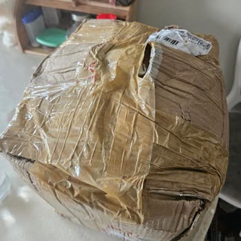 Sürat Kargo Göksu Şubesinde Kargo Bekletilmesi Ve Ürün Hasarı