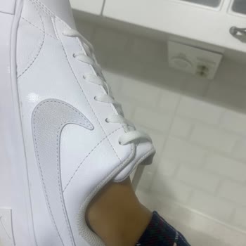 Nike Ayakkabısında Tek Kullanımda Renk Değişikliği Ve Hızlı Değişim Talebi