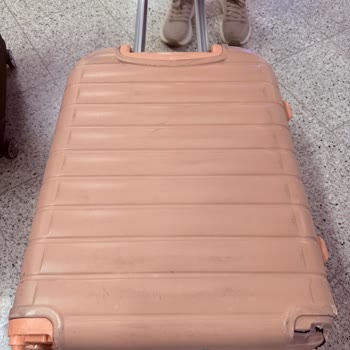 Pegasus Uçuşunda Valiz Tekerleği Kırıldı, Atina’da Mağduriyet Yaşadım