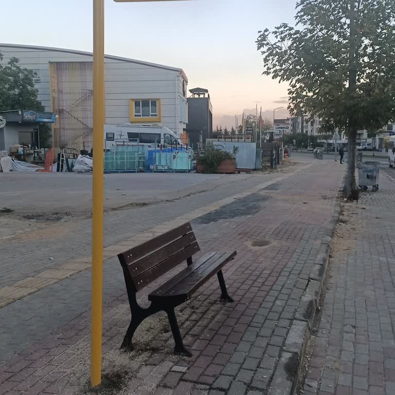 Nilüfer Demirci Mahallesinde Kapalı Otobüs Durağı Talebi