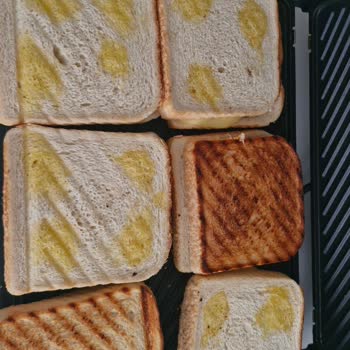 Bosch Tost Makinesinde Sürekli Pişirme Dengesizliği Ve Servis Çözümü Yok