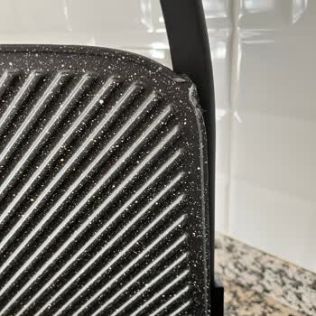 Granit Kaplamalı Tost Makinesinde Soyulma Ve Garanti Kapsamında Tamir Talebi