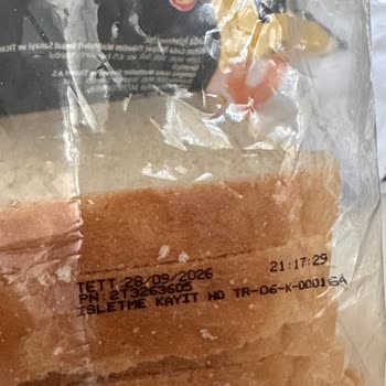 Mavi Küflü Tost Ekmeği: Son Kullanma Tarihi Geçmemiş