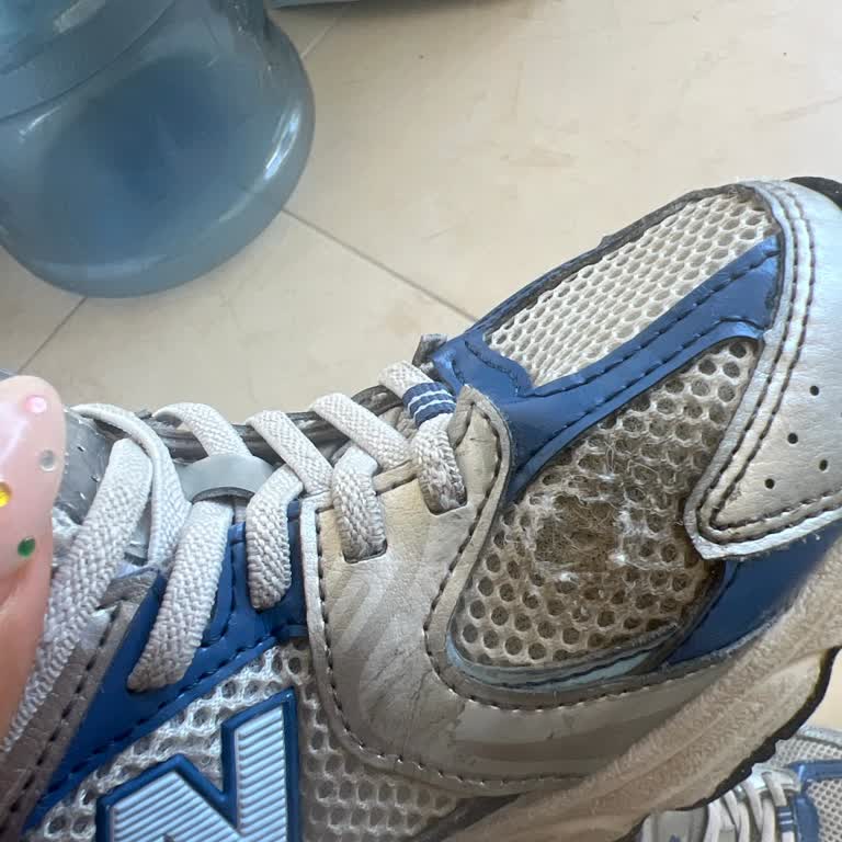 New Balance 530 Ayakkabının Erken Yırtılması Ve Üretim Hatası Talebi