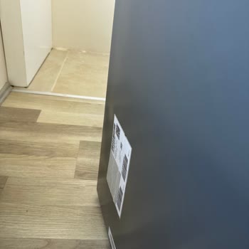 Hasarlı Buzdolabı Ve Üst Model Talebim Karşılanmadı