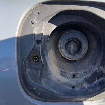 Yeni Nissan Qashqai Depo Kapağı Kırıldı, Garanti Reddedildi