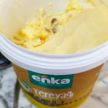 Enka Gurme Tereyağında Küflenmiş Koli Parçası Ve İade Talebi